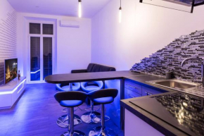 40m with balcony and wifi near the Old Port